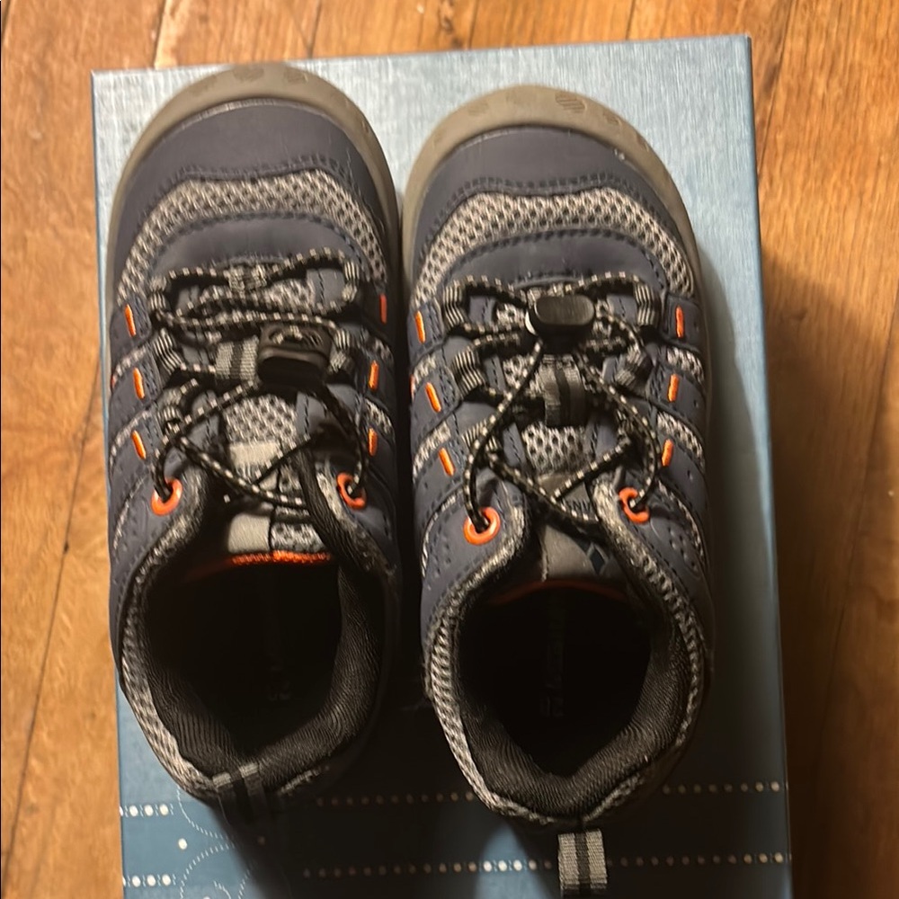 Mishansha Kids' Navy and Orange Sneakers